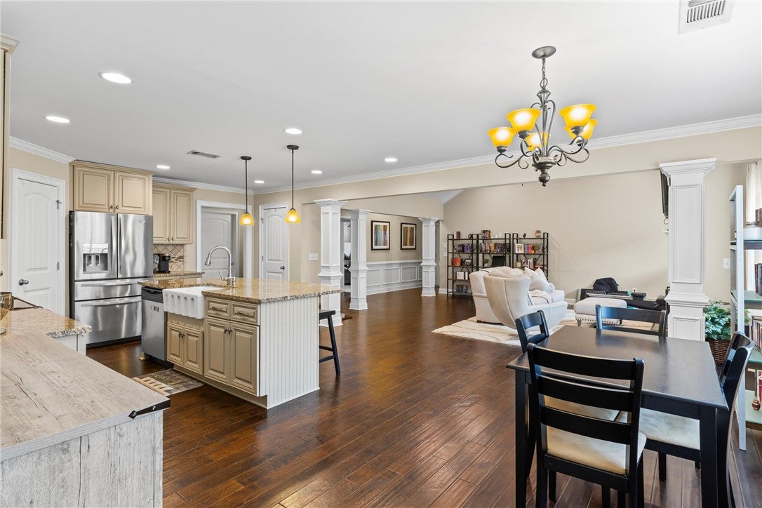 661 Deer Run Road Auburn, AL 36832 - Photo 3 of 16 Gas burning fireplace and high ceilings