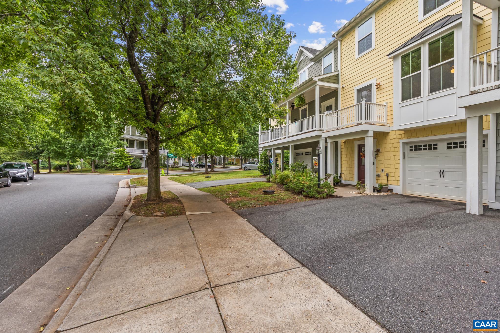 1690 Wickham Way Charlottesville, VA 22901 - Photo 3 of 50