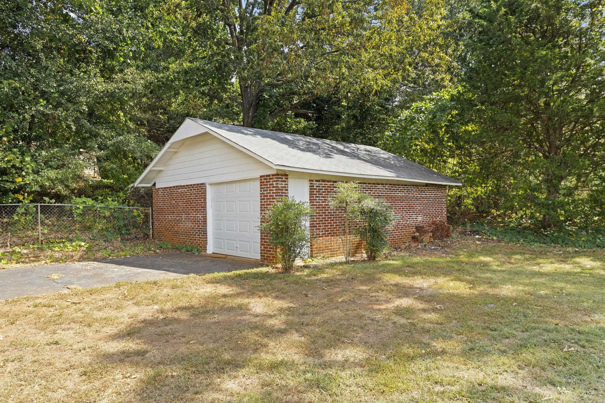 2432 Old Furnace Road Boiling Springs, SC 29316 - Photo 36 of 40