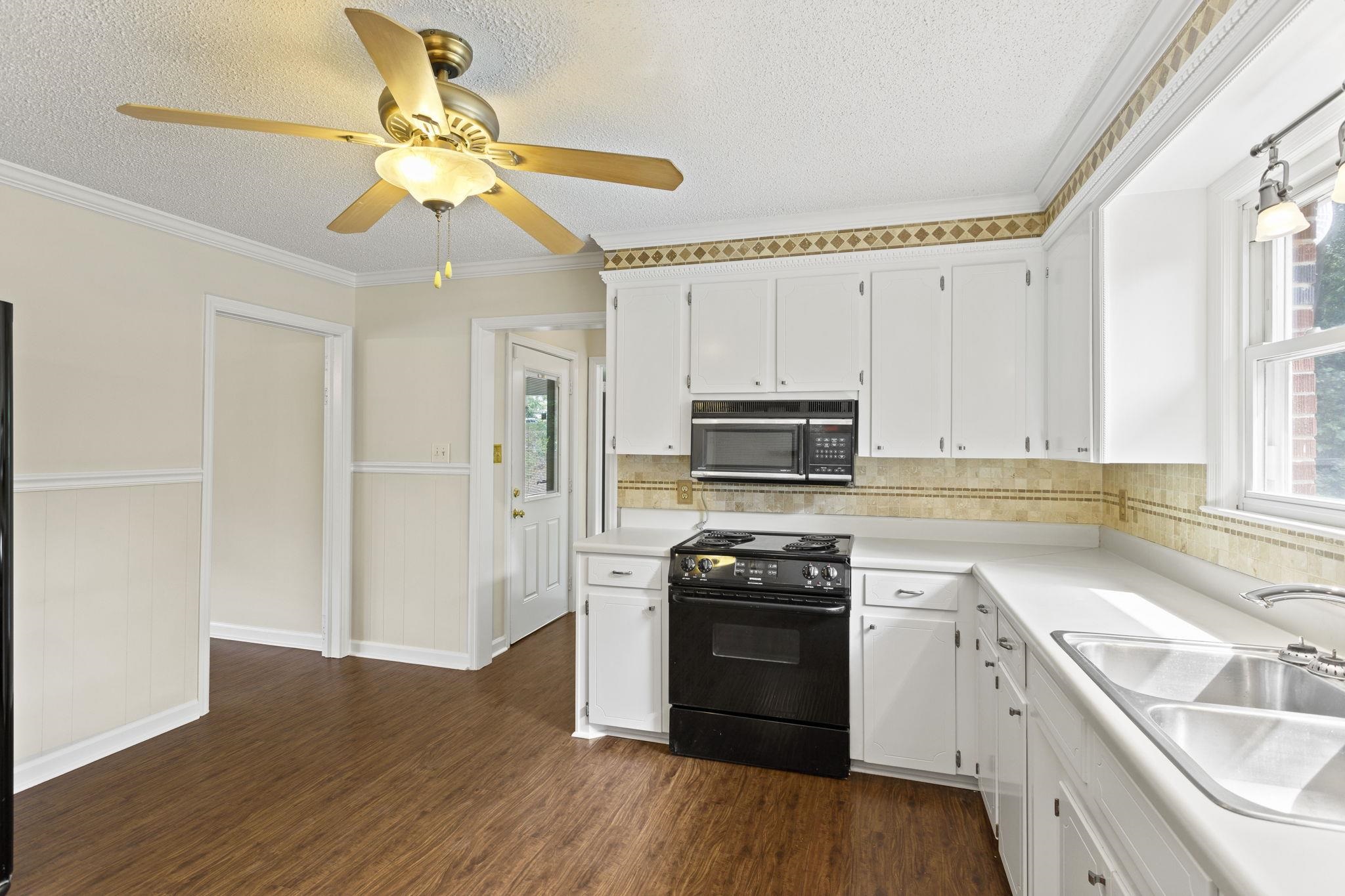 2432 Old Furnace Road Boiling Springs, SC 29316 - Photo 4 of 40