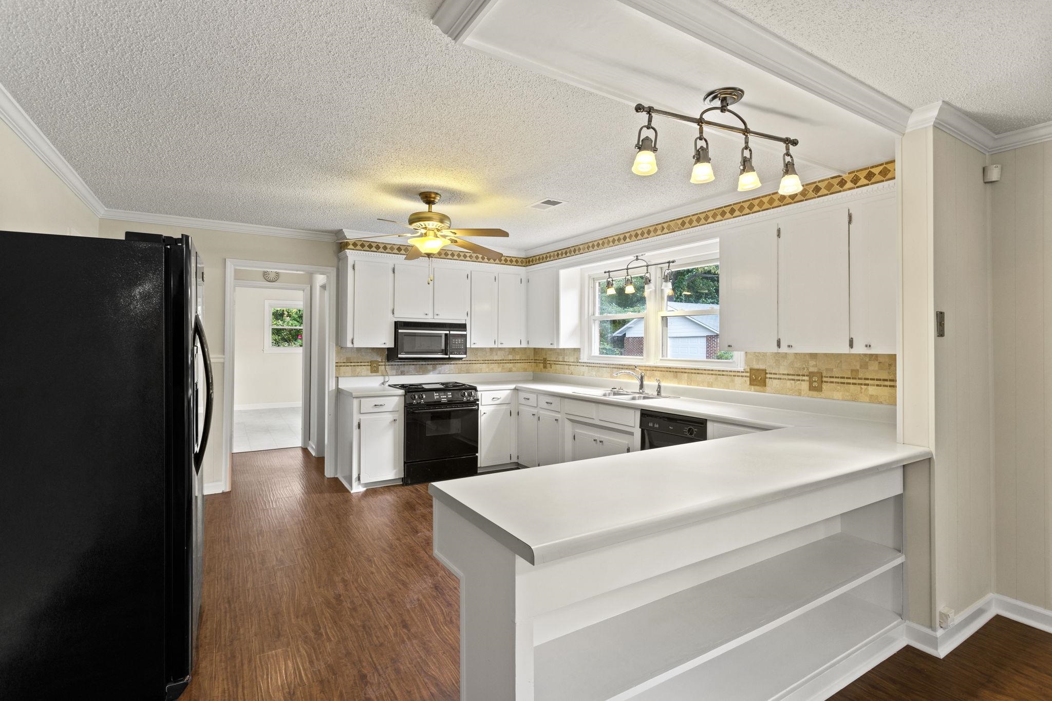 2432 Old Furnace Road Boiling Springs, SC 29316 - Photo 5 of 40