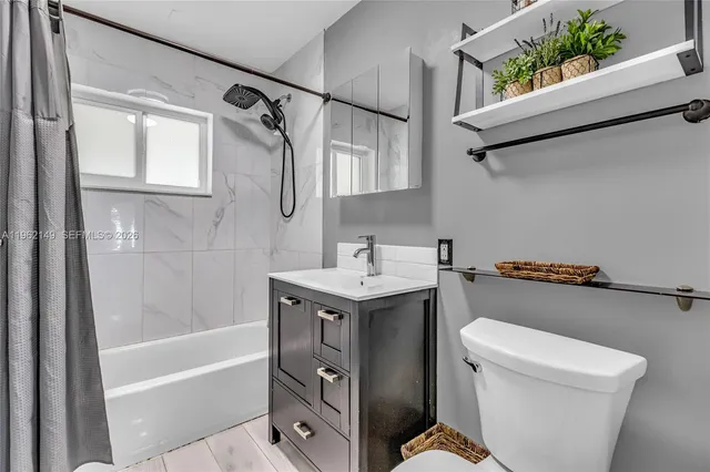 $422,000 | 480 Northeast 51st Street, Oakland Park, FL 33334