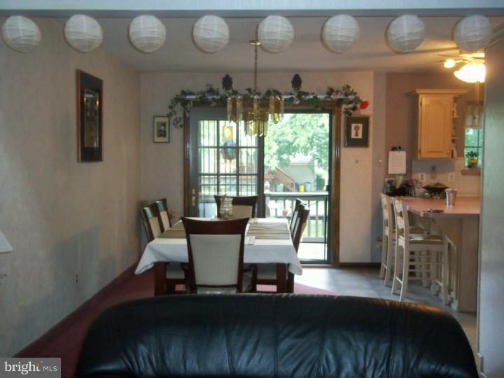 108 Capella Road Sewell, NJ 08080 - Photo 3 of 17 Dining Room