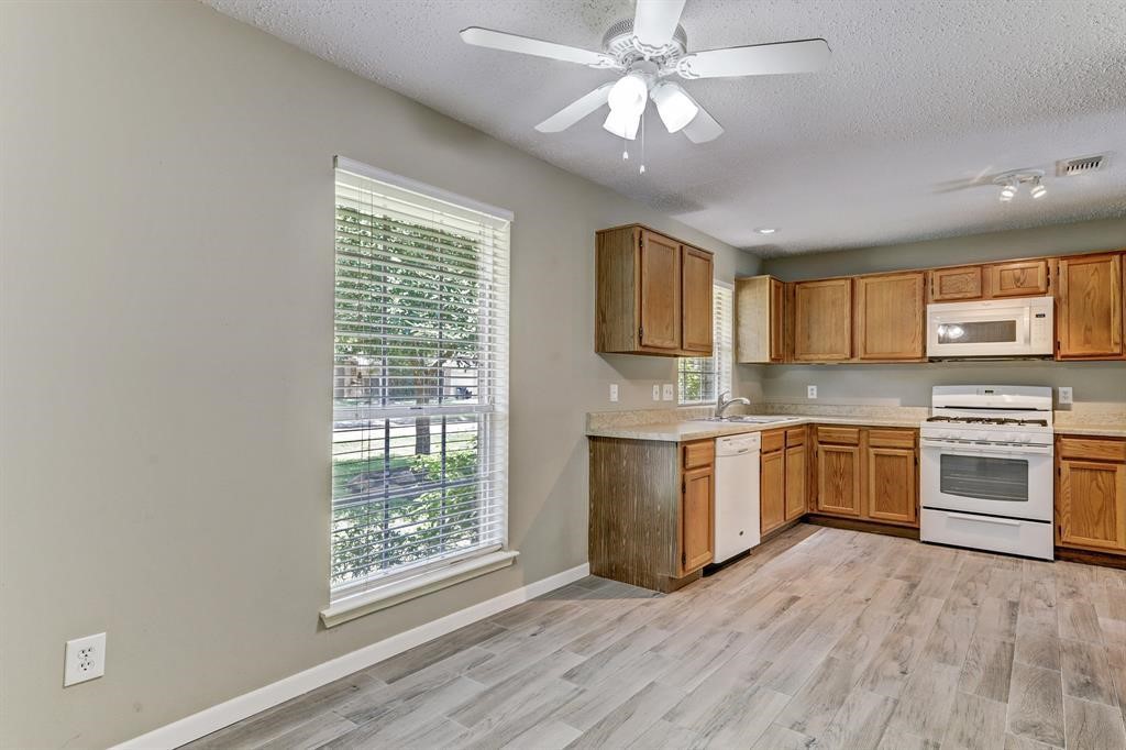 7750 Springville Drive Houston, TX 77095 - Photo 3 of 25