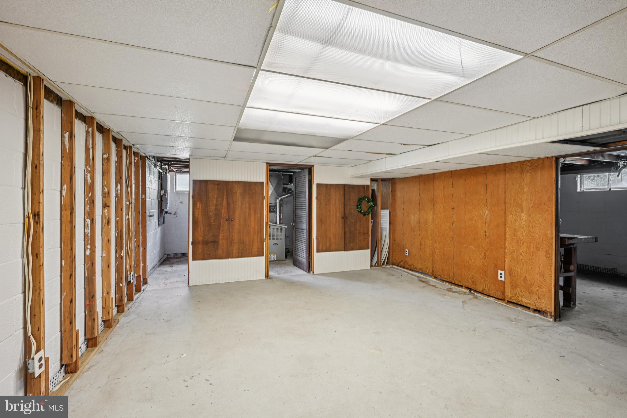 143 Ashbrook Road Cherry Hill, NJ 08034 - Photo 32 of 40 a view of an empty room