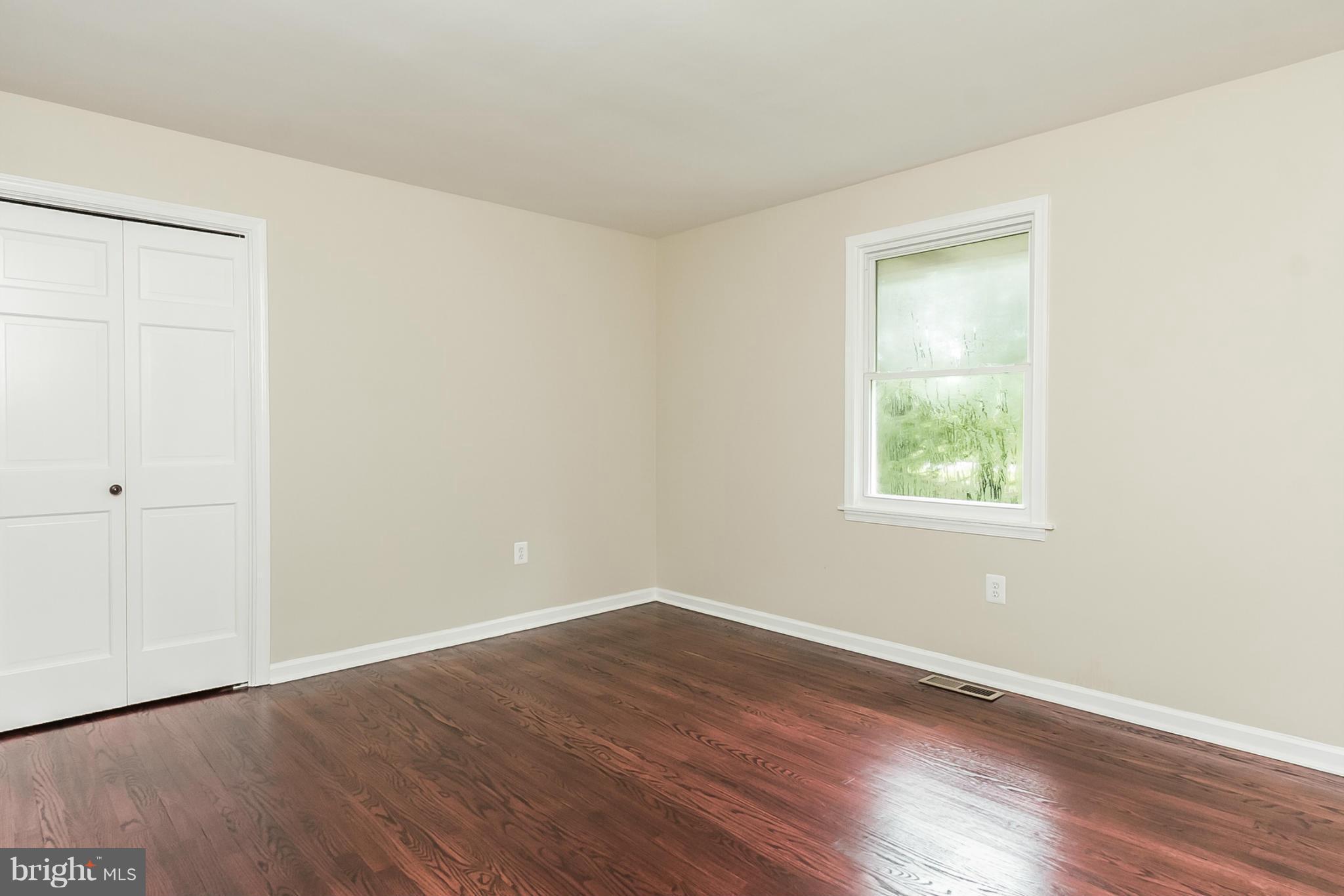 12444 Manor Road Phoenix, MD 21131 - Photo 11 of 30 Main Level Bedroom