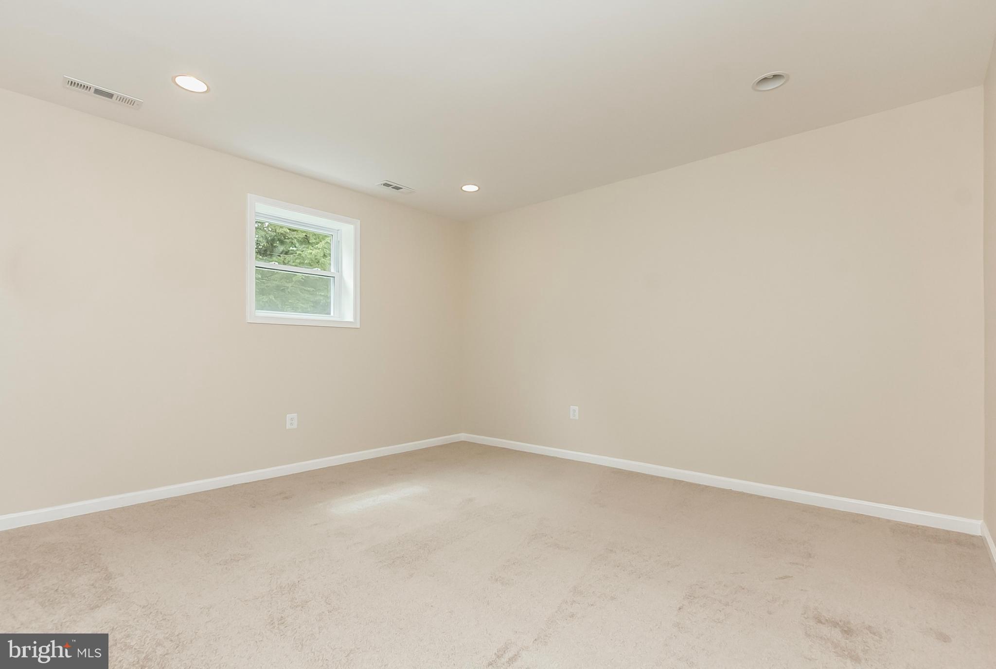 12444 Manor Road Phoenix, MD 21131 - Photo 22 of 30 Bedroom