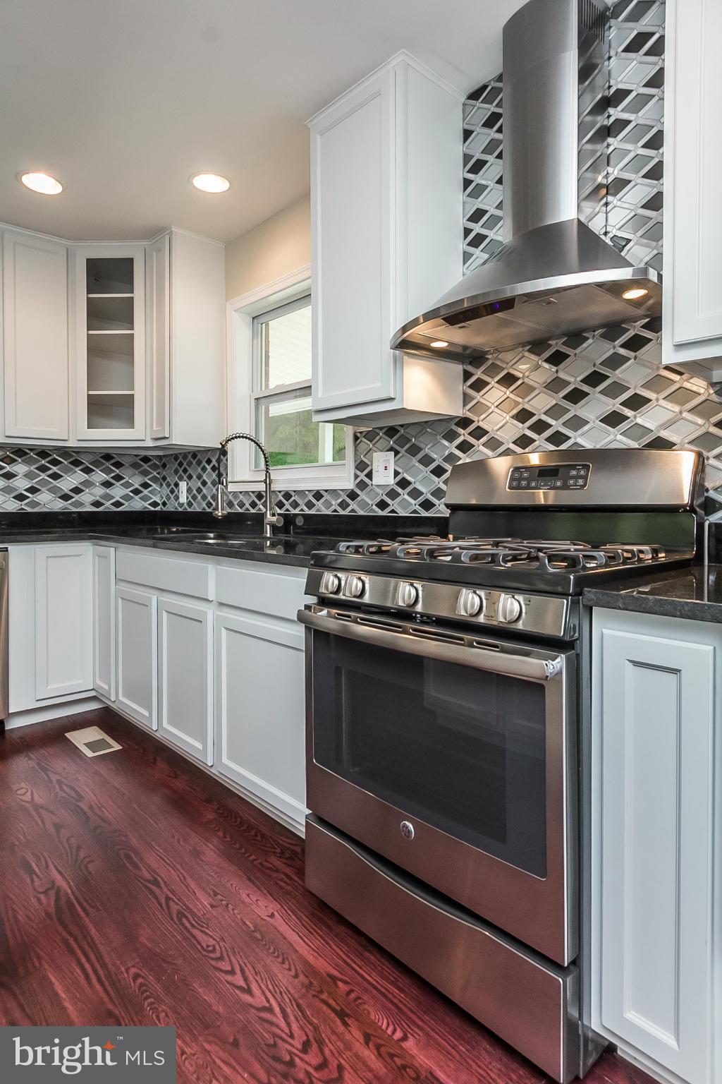 12444 Manor Road Phoenix, MD 21131 - Photo 8 of 30 Kitchen