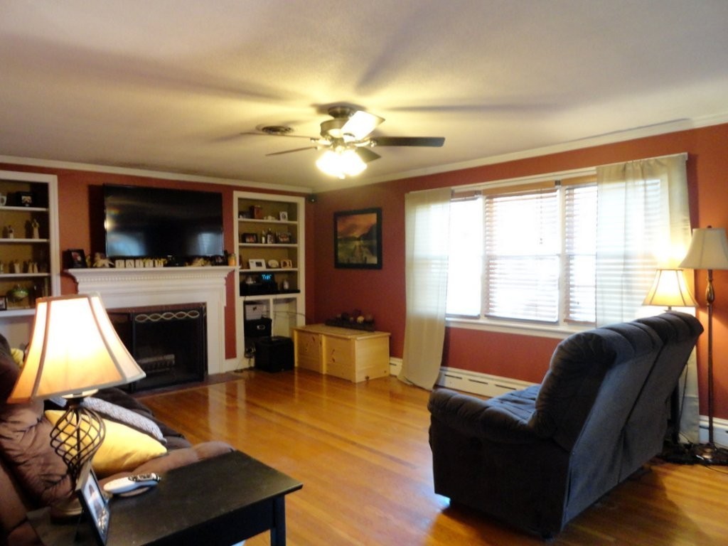 52 Elbert Road Agawam, MA 01001 - Photo 6 of 30