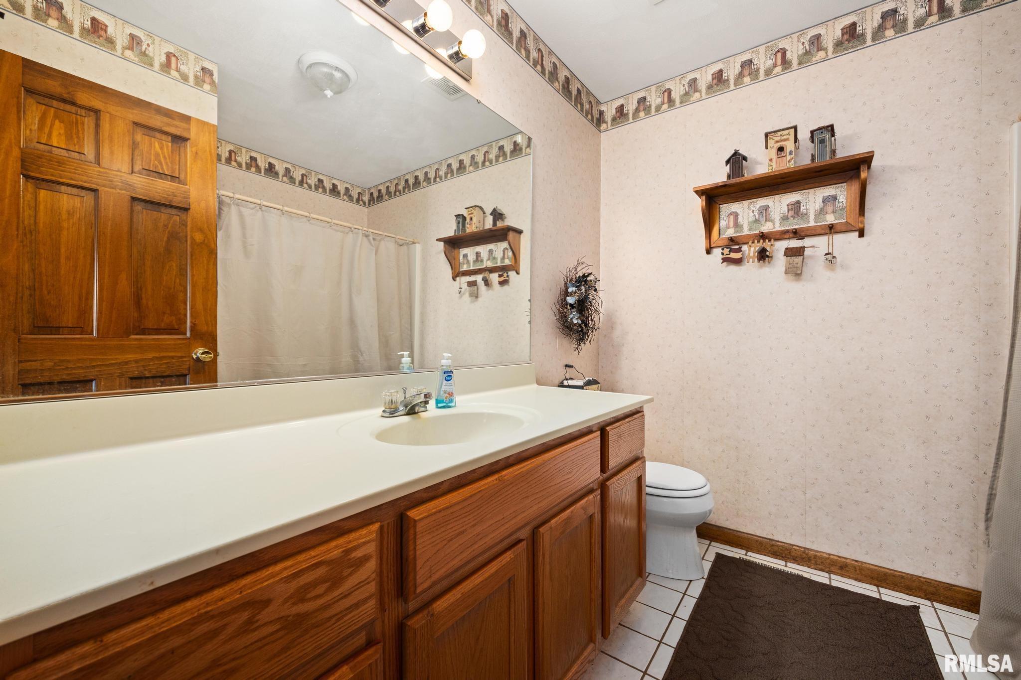 820 Cedar Point Court Peoria, IL 61607 - Photo 18 of 31