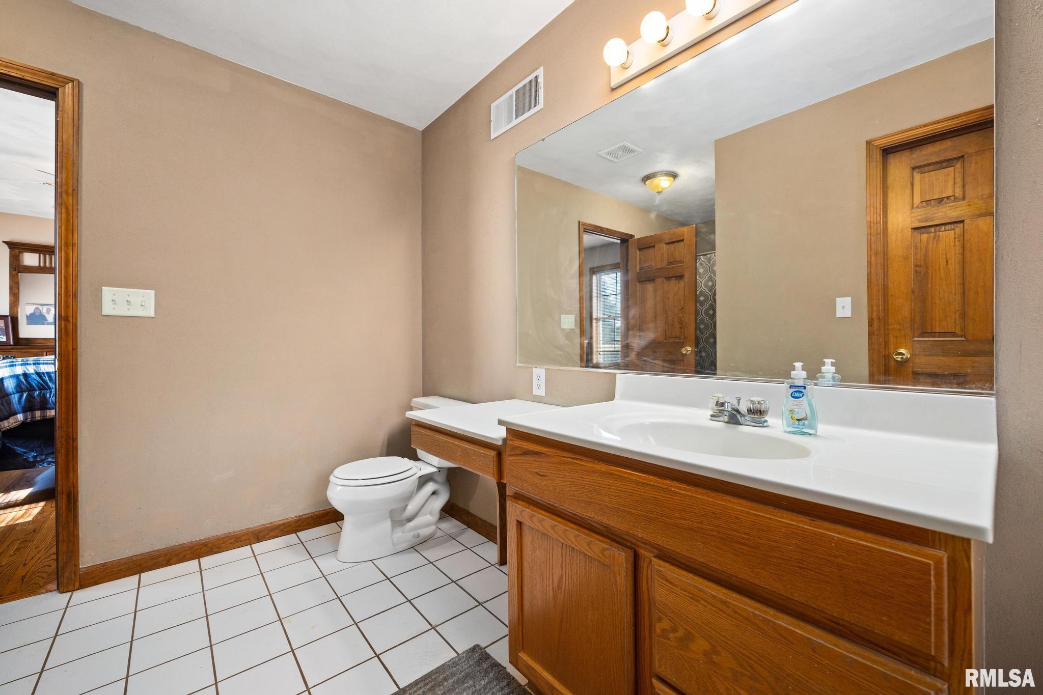 820 Cedar Point Court Peoria, IL 61607 - Photo 24 of 31