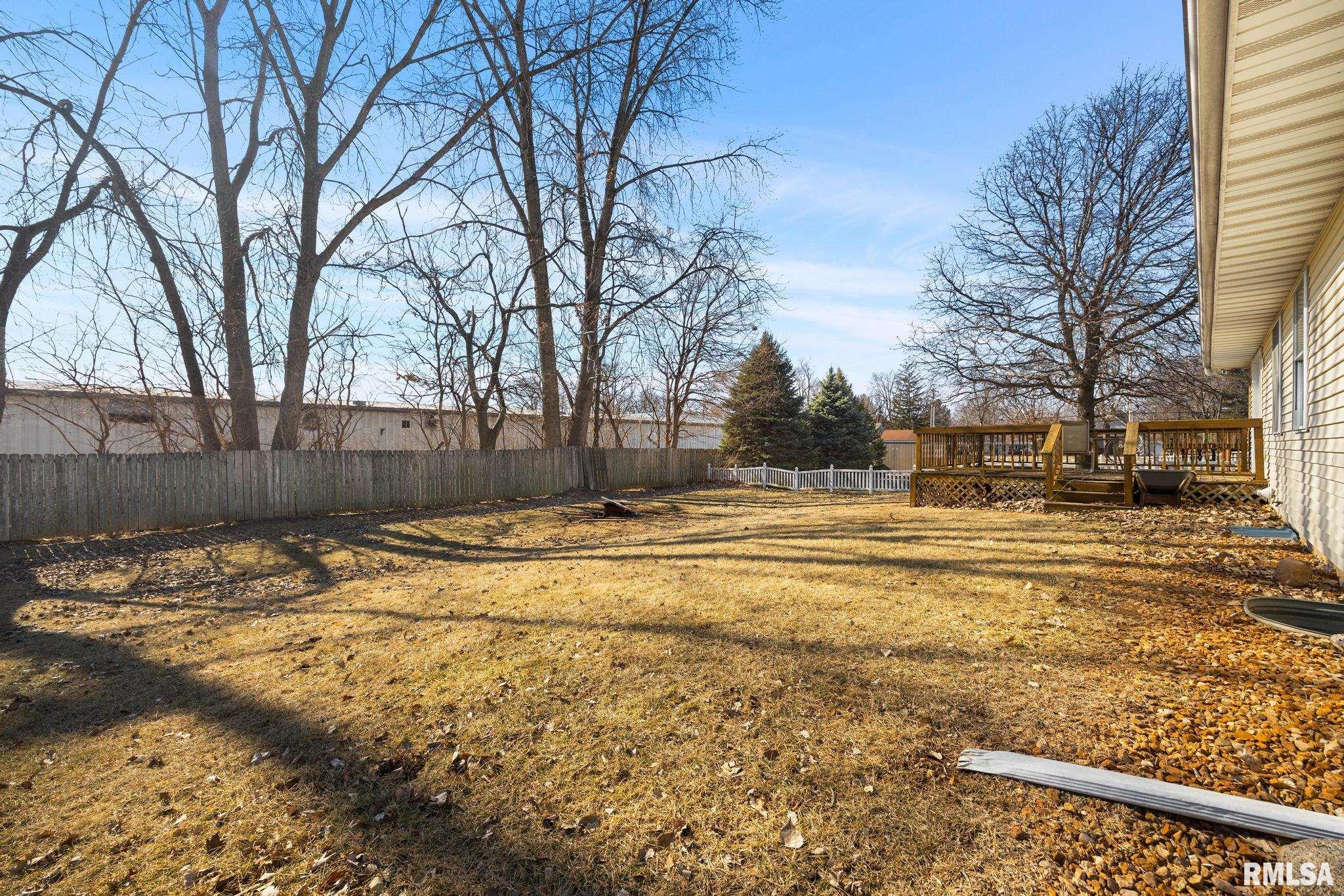 820 Cedar Point Court Peoria, IL 61607 - Photo 28 of 31