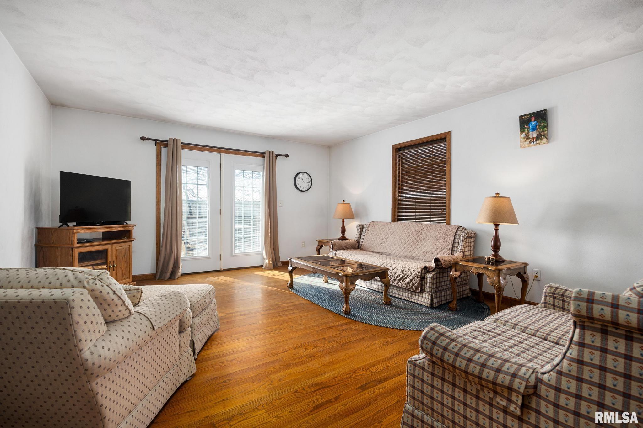 820 Cedar Point Court Peoria, IL 61607 - Photo 7 of 31