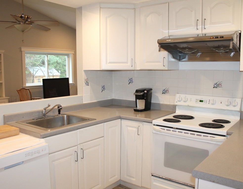 18 Nickerson Road Bedford, MA 01730 - Photo 11 of 16 Gallery Image 11