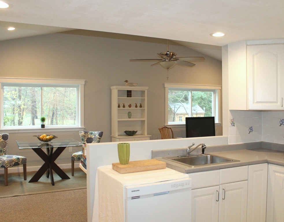 18 Nickerson Road Bedford, MA 01730 - Photo 9 of 16 Gallery Image 9