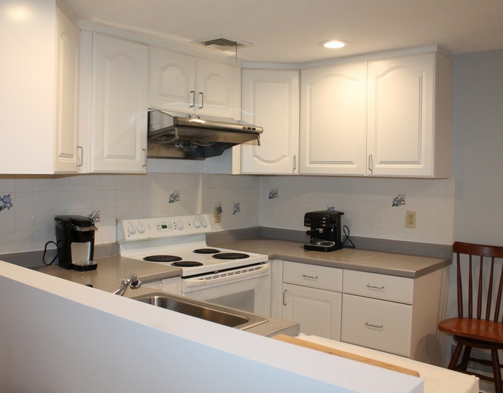 18 Nickerson Road Bedford, MA 01730 - Photo 10 of 16 Gallery Image 10