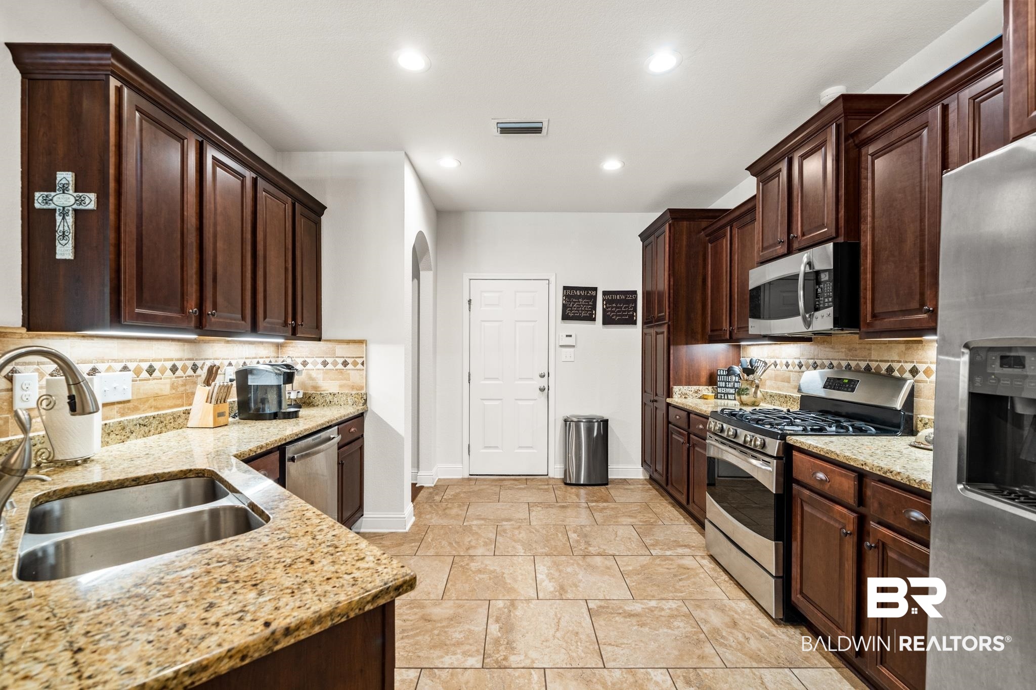 10046 Dunmore Drive Daphne, AL 36526 - Photo 14 of 40