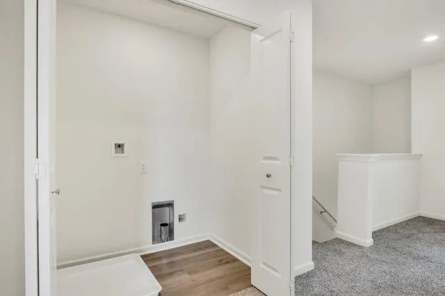 $360,990 | 2668 Arrowhead Drive, Pingree Grove, IL 60140