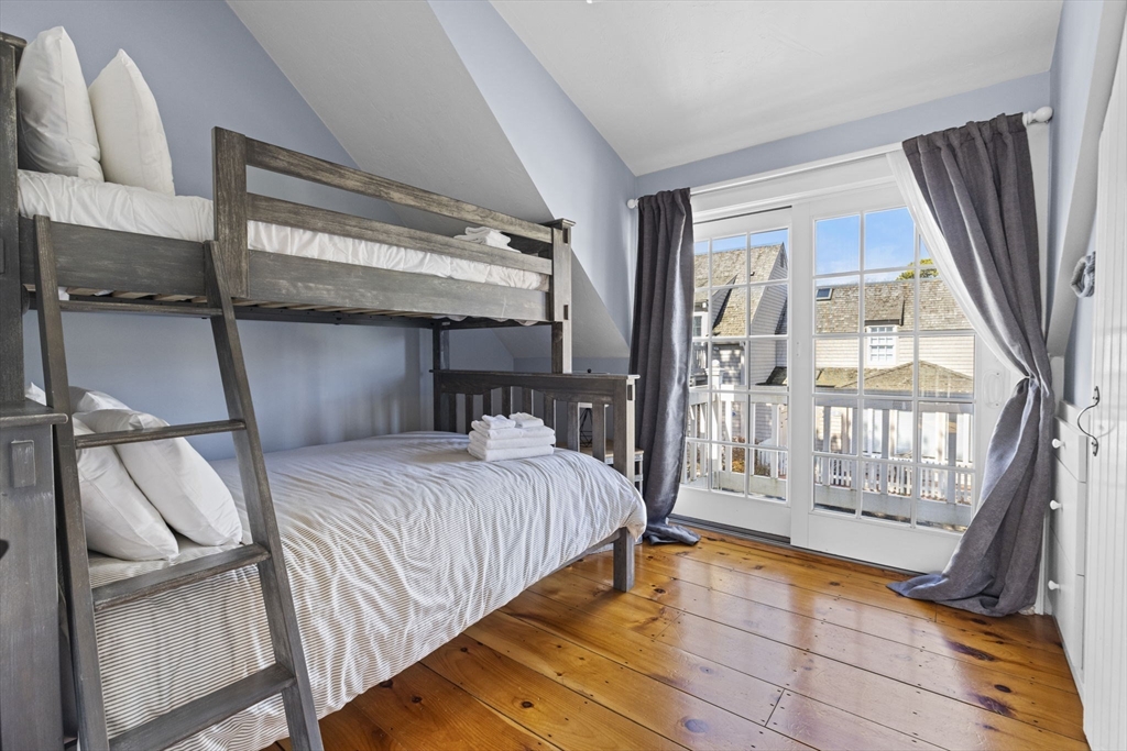 4 Hyannis Point Road, Unit 4 Mashpee, MA 02649 - Photo 25 of 39