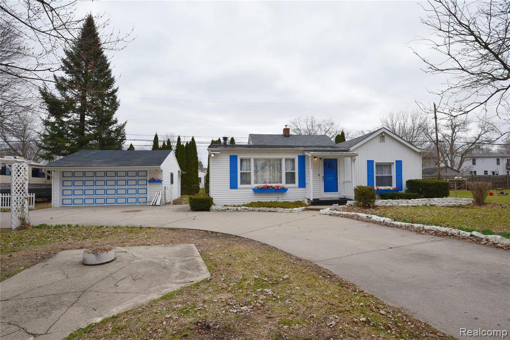 3155 Melvin Avenue Rochester Hills, MI 48307 - Photo 1 of 26
