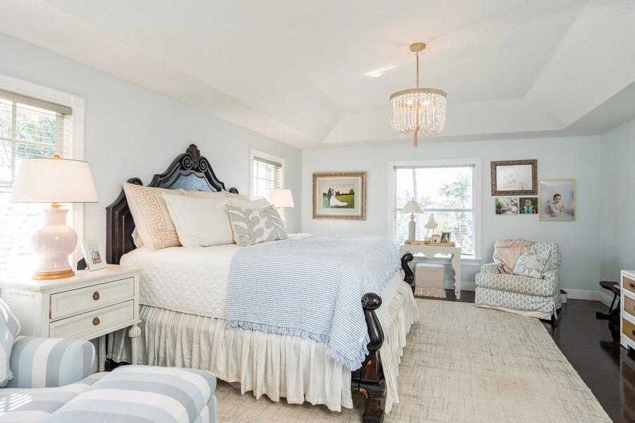 6031 Robinson Street Jupiter, FL 33458 - Photo 20 of 44 23_6031RobinsonSt_178001_PrimaryBedroom_
