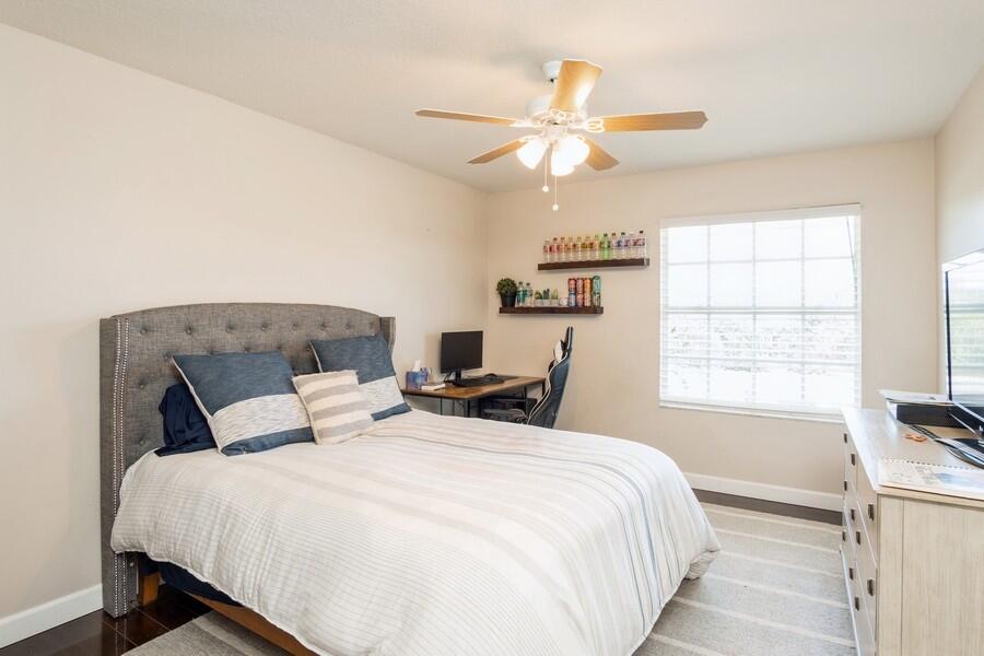 6031 Robinson Street Jupiter, FL 33458 - Photo 24 of 44 27_6031RobinsonSt_153_2ndBedroom_Small