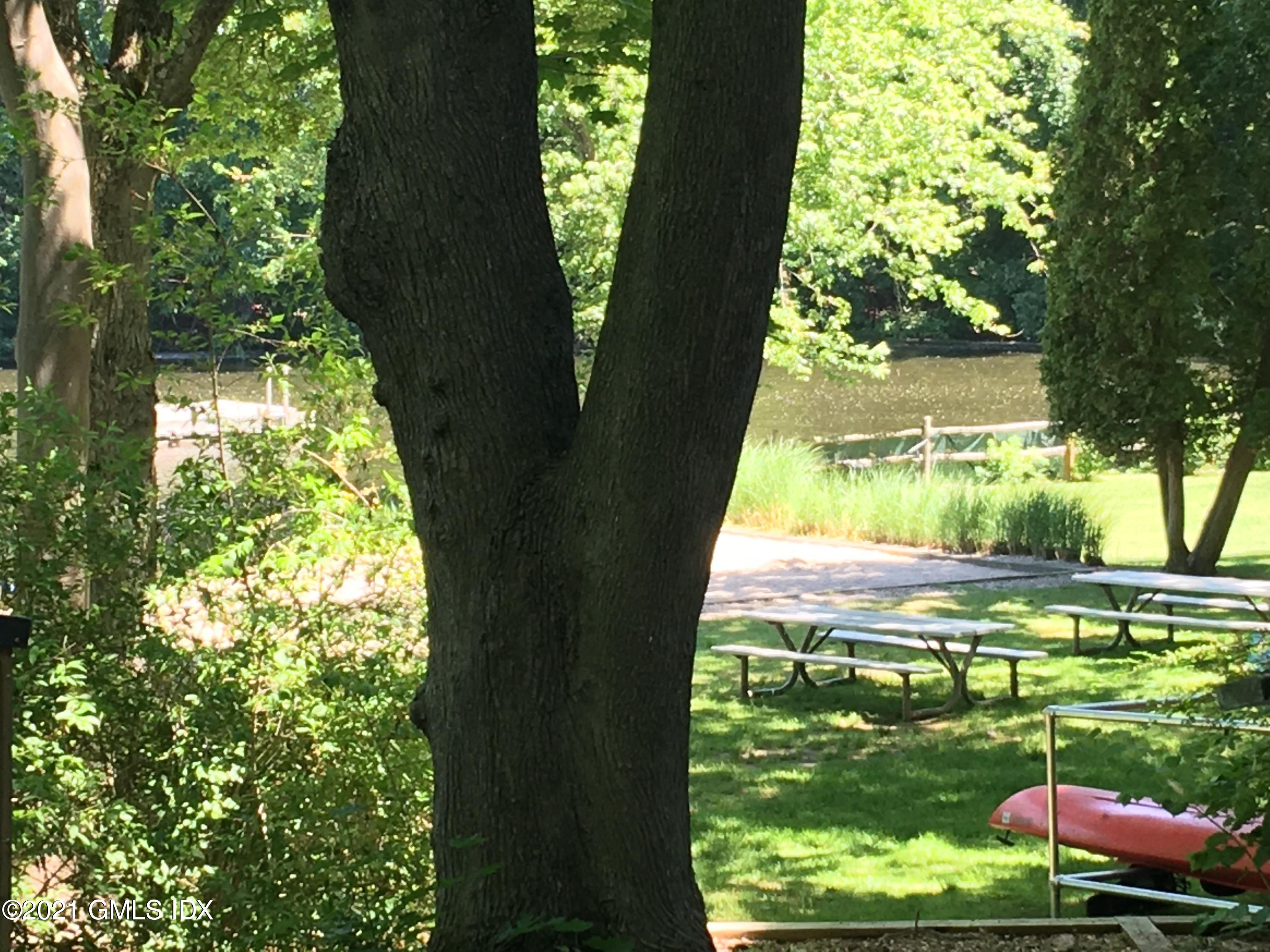 33 Long Meadow Road Riverside, CT 06878 - Photo 17 of 20 33longmeadowprivatebeach2