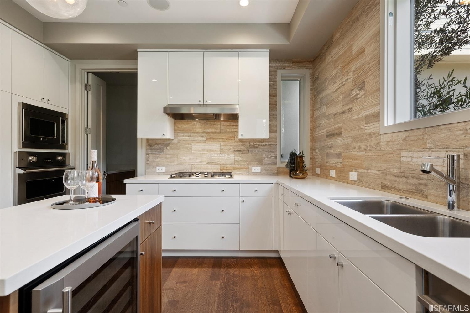 729 Congo Street San Francisco, CA 94131 - Photo 15 of 88