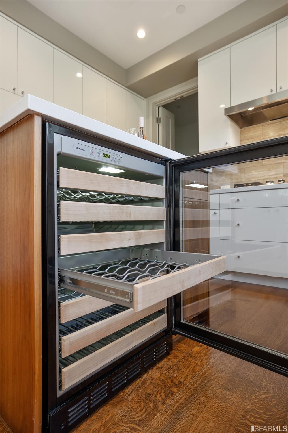 729 Congo Street San Francisco, CA 94131 - Photo 17 of 88