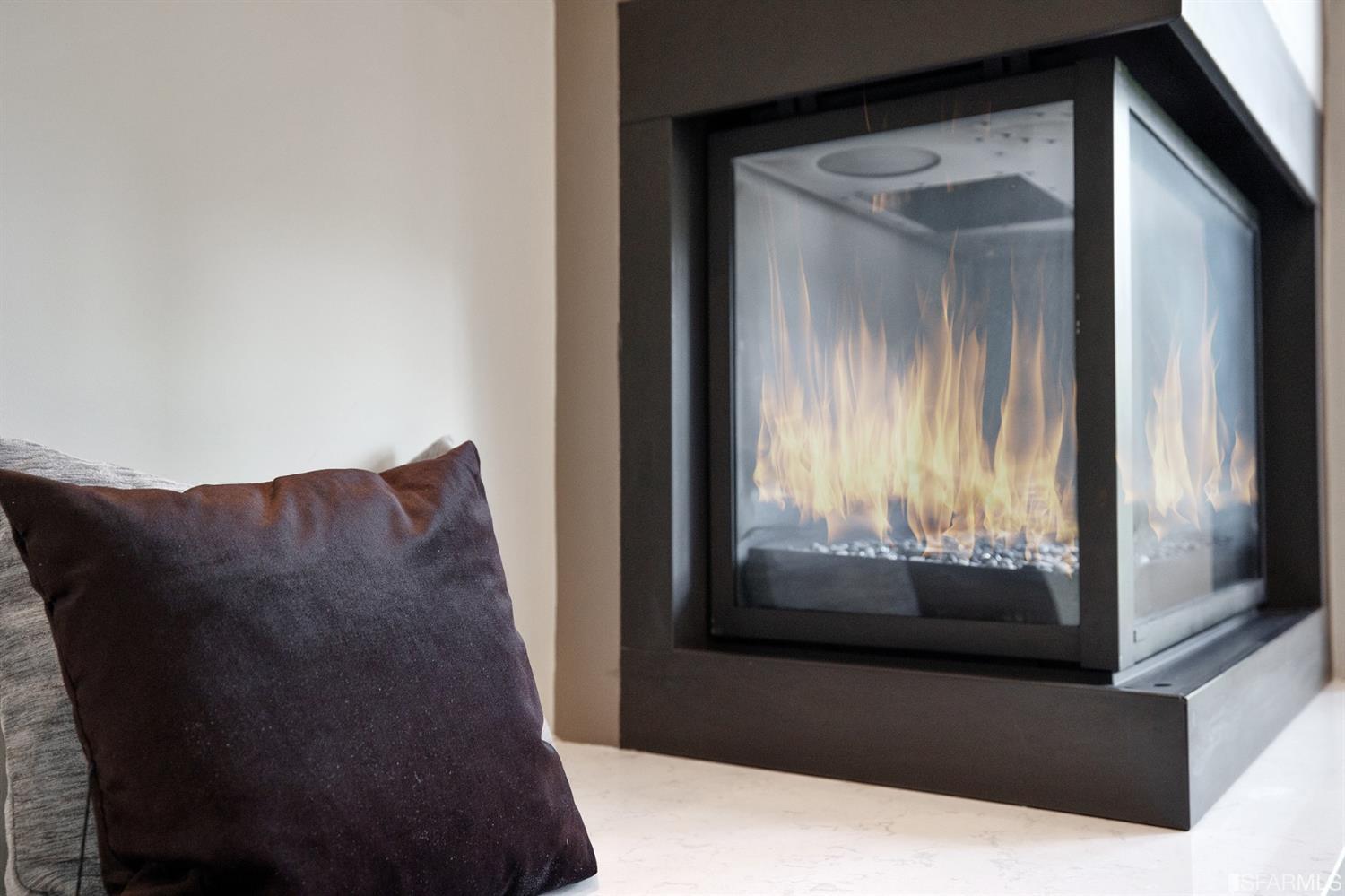 729 Congo Street San Francisco, CA 94131 - Photo 5 of 88