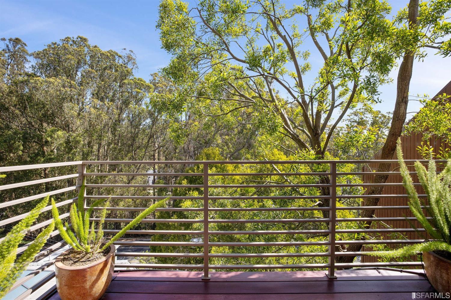 729 Congo Street San Francisco, CA 94131 - Photo 8 of 88