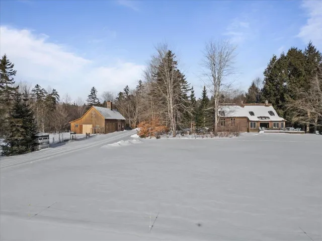 $1,150,000 | 1701 Cleveland Corners Road, Hyde Park, VT 05655