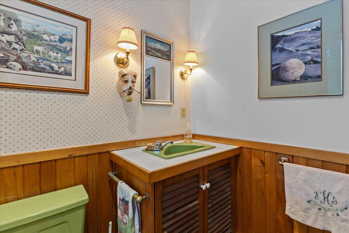 1701 Cleveland Corners Road Hyde Park, VT 05655 - Photo 11 of 54