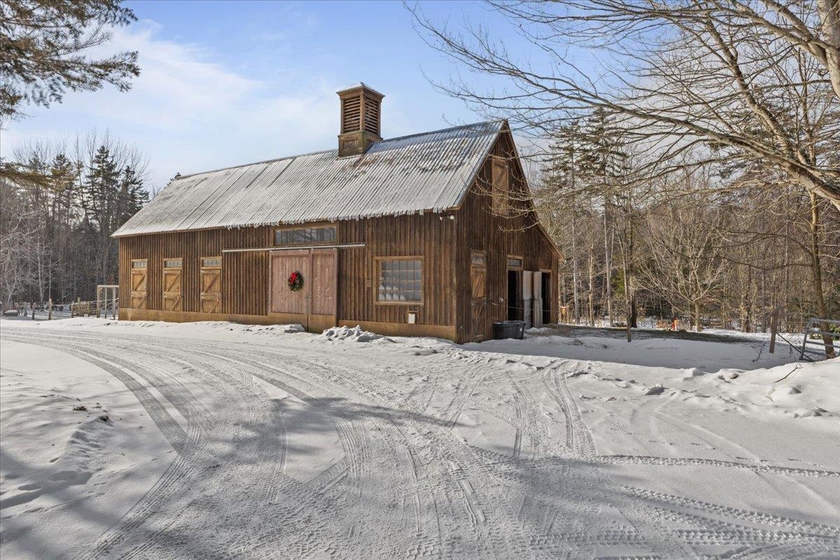 1701 Cleveland Corners Road Hyde Park, VT 05655 - Photo 3 of 54