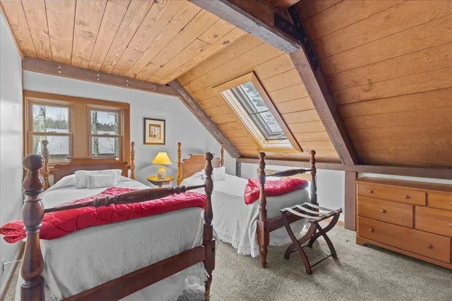 $1,150,000 | 1701 Cleveland Corners Road, Hyde Park, VT 05655