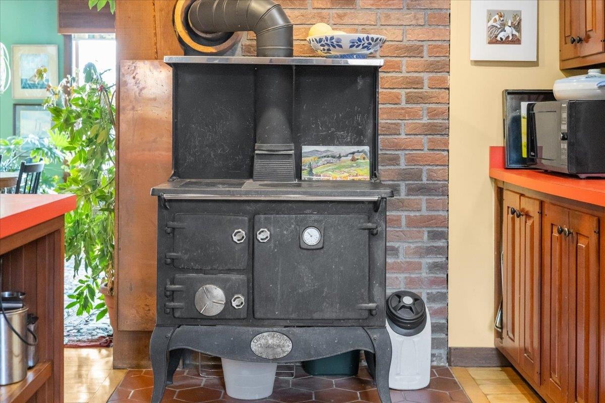 1701 Cleveland Corners Road Hyde Park, VT 05655 - Photo 45 of 54