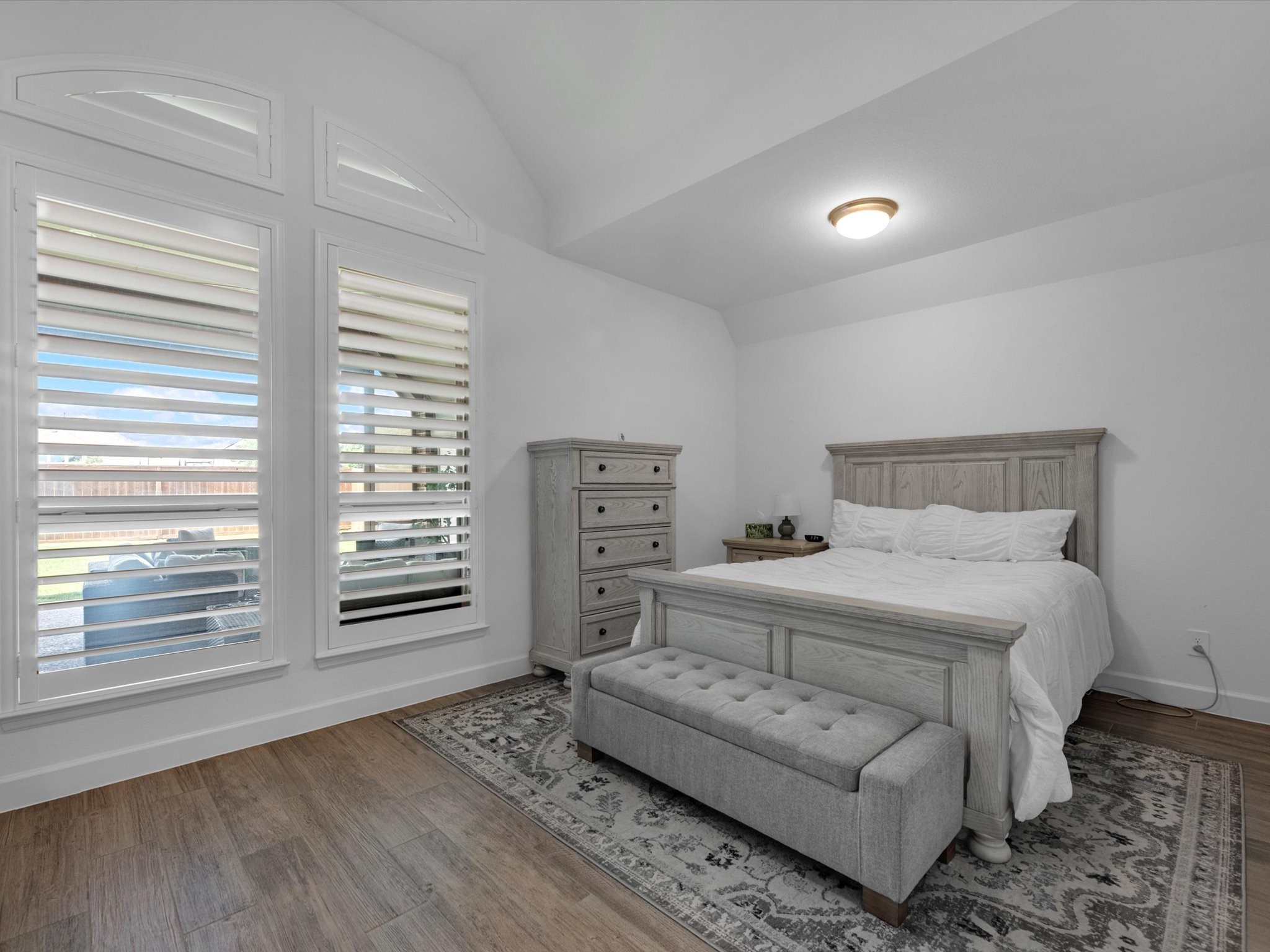 4803 Bernard Drive Rosharon, TX 77583 - Photo 18 of 30 secondary bedroom with an ensuite bathroom