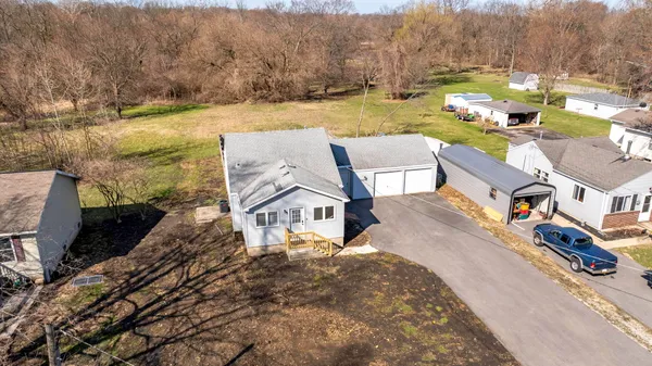 $250,000 | 25530 South Canal Street, Channahon, IL 60410
