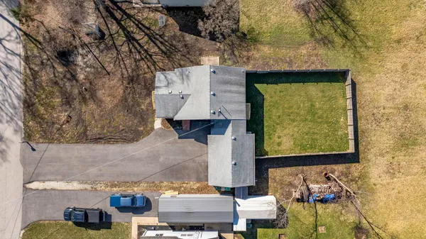 $250,000 | 25530 South Canal Street, Channahon, IL 60410