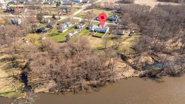$250,000 | 25530 South Canal Street, Channahon, IL 60410
