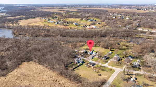$250,000 | 25530 South Canal Street, Channahon, IL 60410