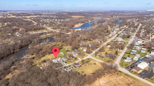 $250,000 | 25530 South Canal Street, Channahon, IL 60410
