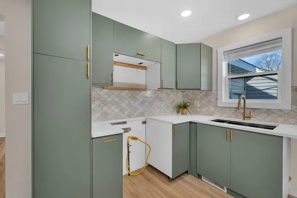 $250,000 | 25530 South Canal Street, Channahon, IL 60410