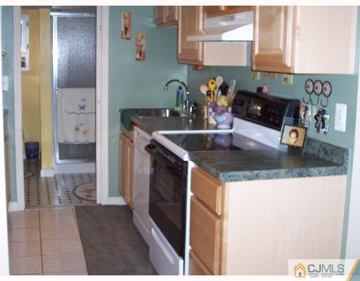 74 Edgar Road Old Bridge, NJ 07747 - Photo 5 of 10 Gallery Image 5