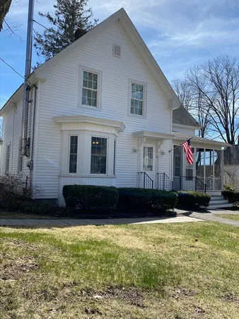 $2,500 | 74 Moore Avenue, Warren, MA 01083