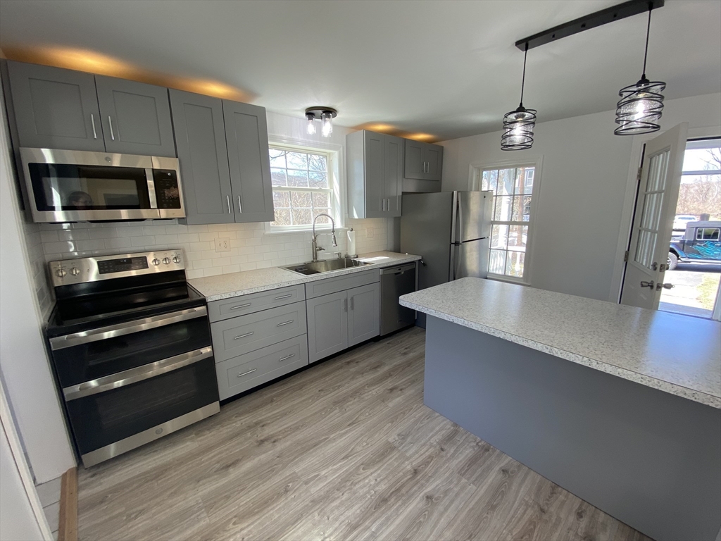 74 Moore Avenue Warren, MA 01083 - Photo 3 of 37