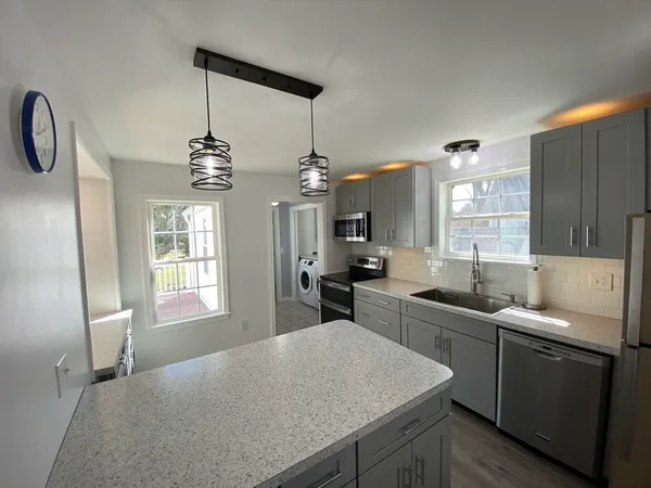 $2,500 | 74 Moore Avenue, Warren, MA 01083