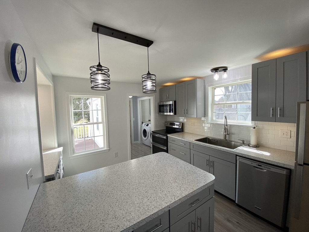 74 Moore Avenue Warren, MA 01083 - Photo 4 of 37