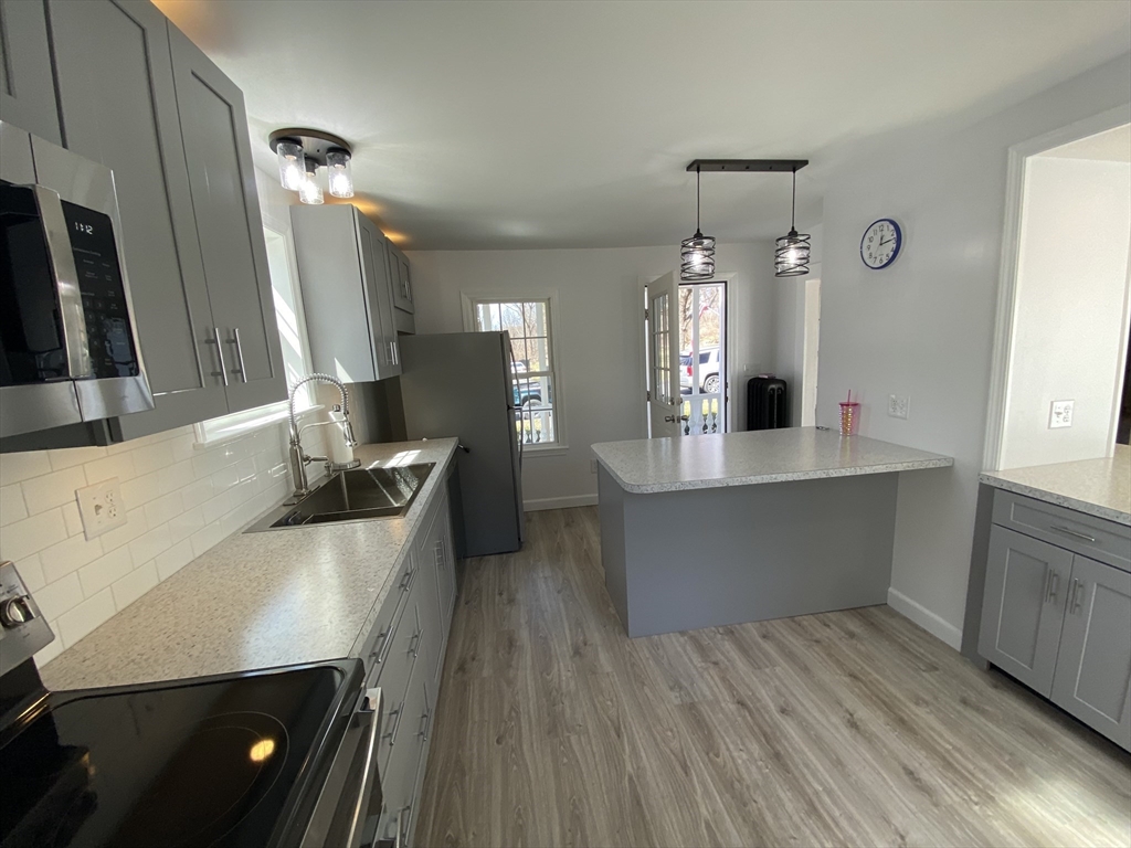 74 Moore Avenue Warren, MA 01083 - Photo 5 of 37