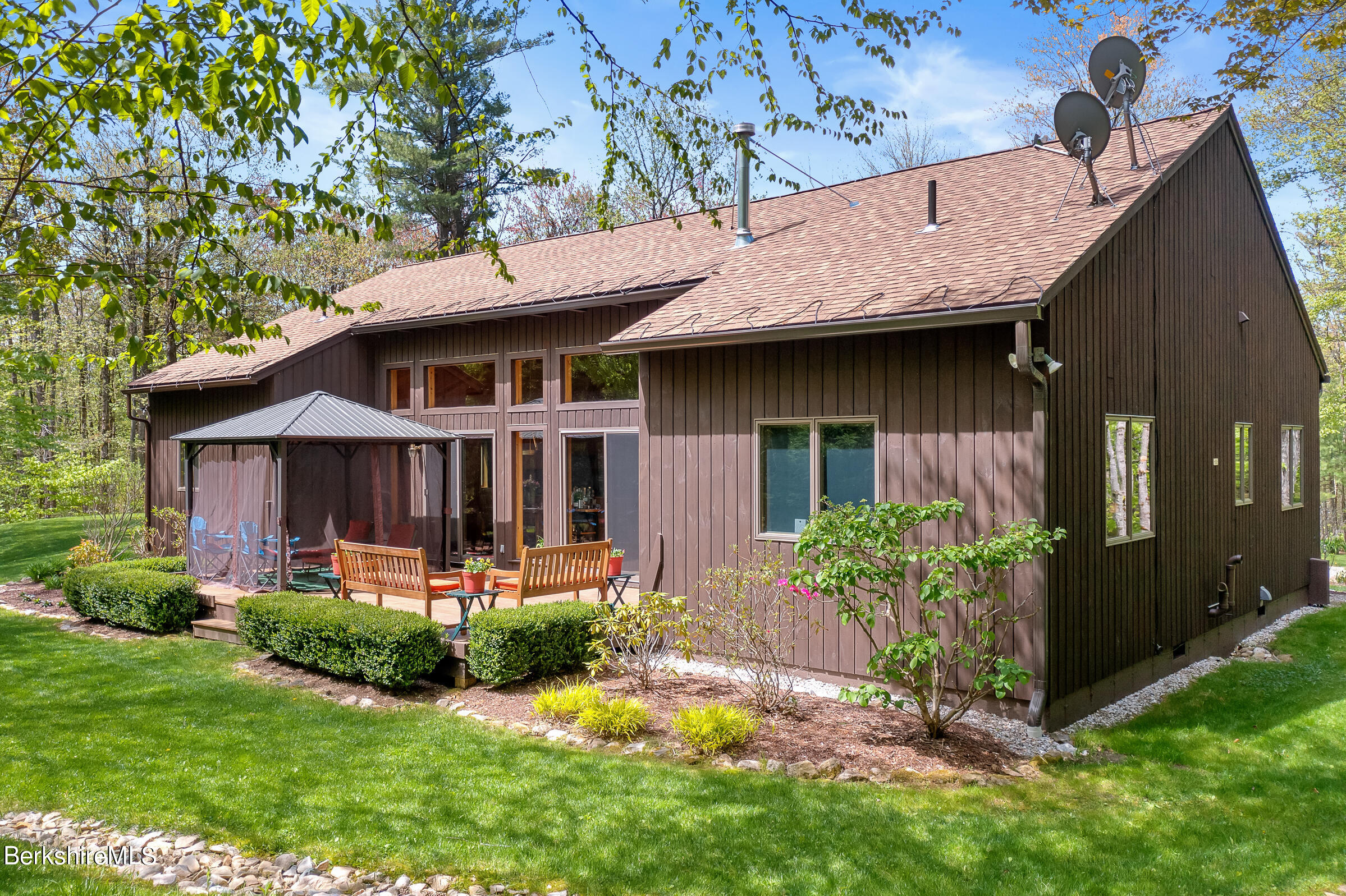 328 Woodmere Road Becket, MA 01223 - Photo 1 of 40 Woodmere Rd Bliss